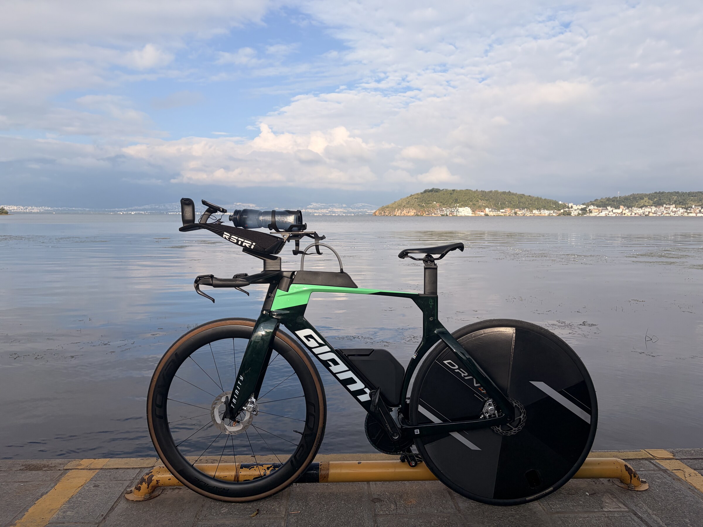 RSTRI RC Carbon Aerobar